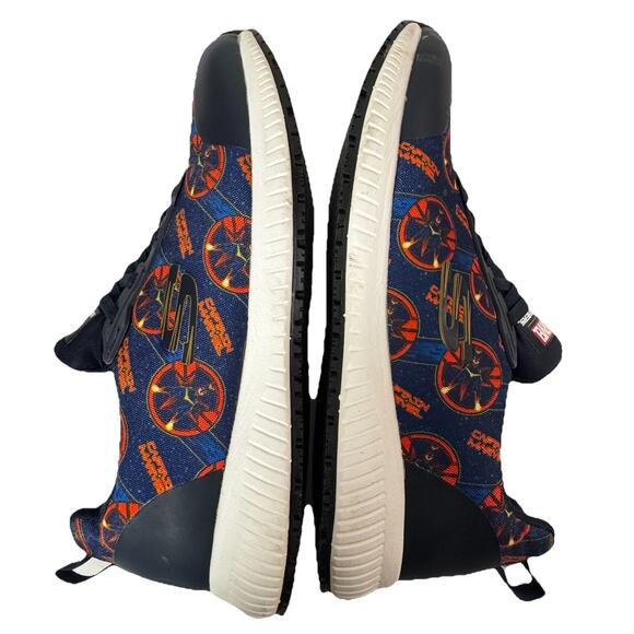 Captain Marvel Skechers Women’s 8 Slip Resistant Slip-On Relaxed Fit - Picture 4 of 10